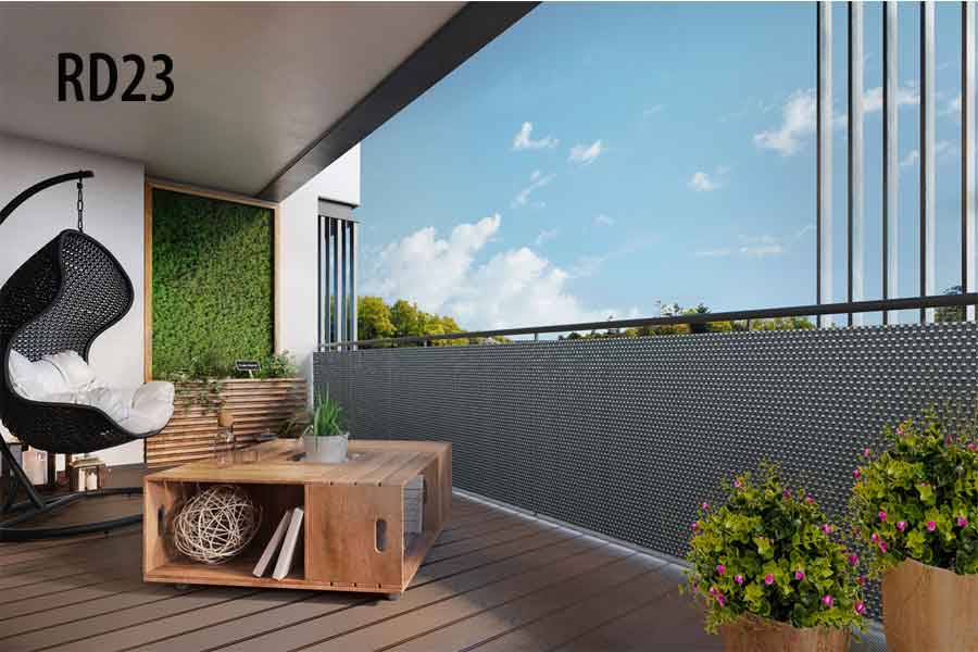 Osłona-rattanowa-na-balkon-RD23-ciemnoszara-z-jasnym-szarym-balkon